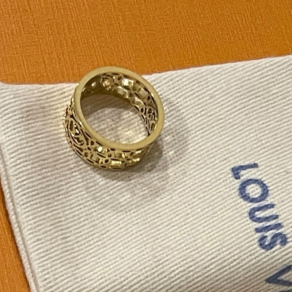 couples rings, wedding band Love rings for Him/Her Best gift, Engagement promise - Picture 3 of 7